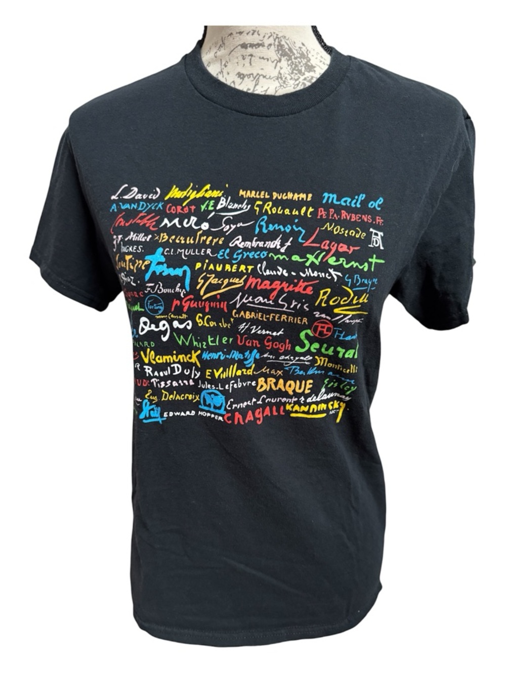 🎨 Artist Signature-Print Crewneck T-Shirt
